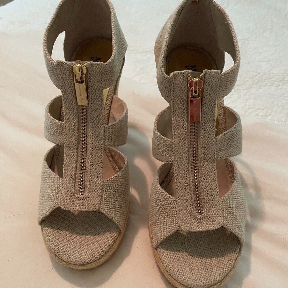 Michael Kors Damita Wedge size 9- new, never worn